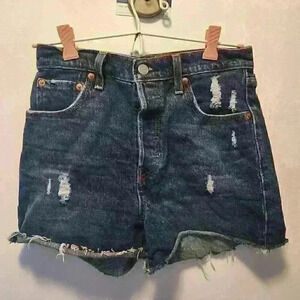 Levis Big E Ribcage  Shorts Size 26 waist